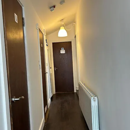 Sarsfields Communities Hostel *