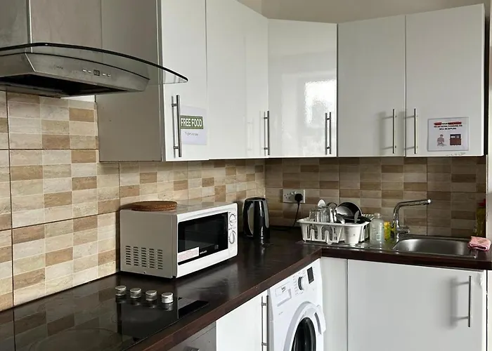 Sarsfields Communities